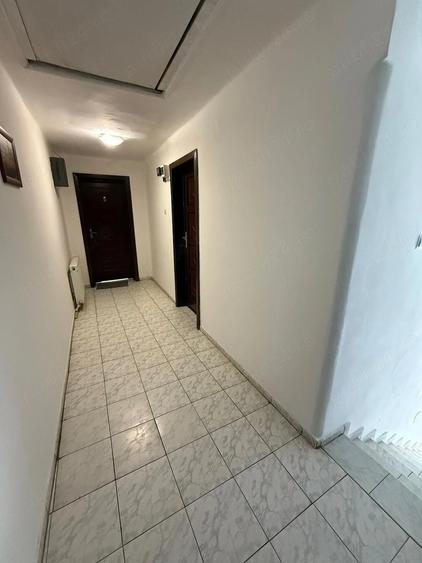 Inchiriez sad birou - 1