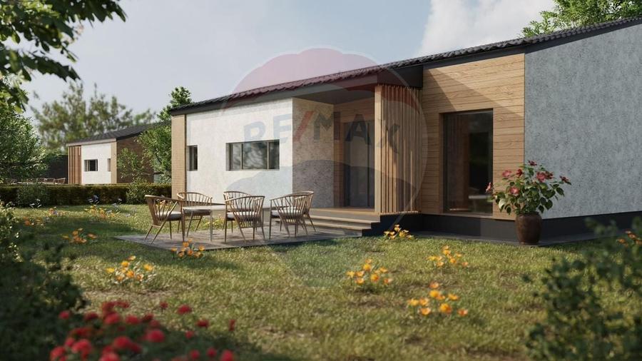 Casă cu 4 camere cu Teren 560 Mp în Balotești