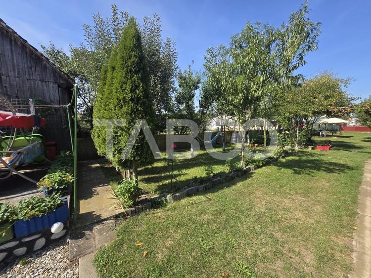 Casa individuala de vanzare 387mpu teren 624mp Sura Mica Sibiu - 21