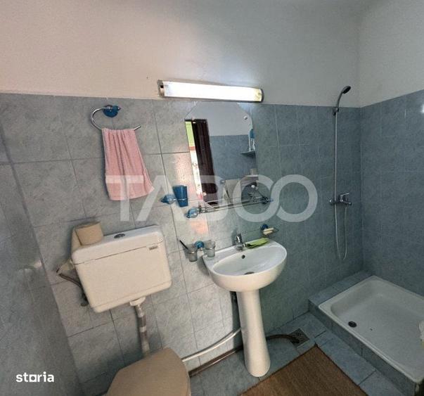 Casa cu 3 camere si acces auto zona Piata Cluj Sibiu Comision 0 - 3