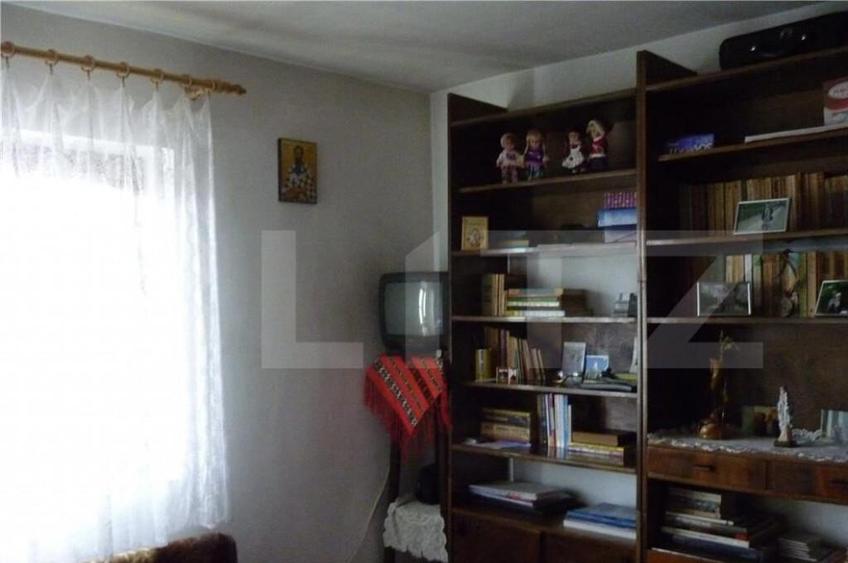 Apartament de vanzare, 4 camere, 100 mp, zona Vama, Suceava - 8
