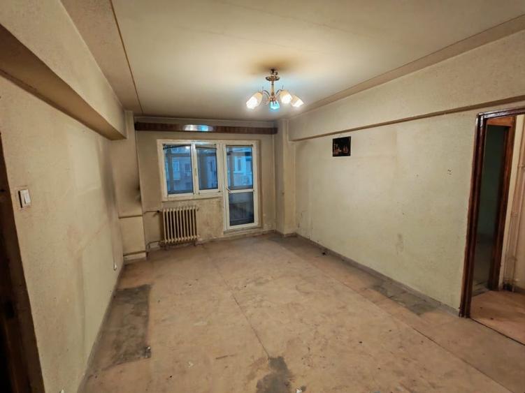 Apartament 2 camere et 6/8 - Bl. Ghencea 42 - bloc 1981 - 2