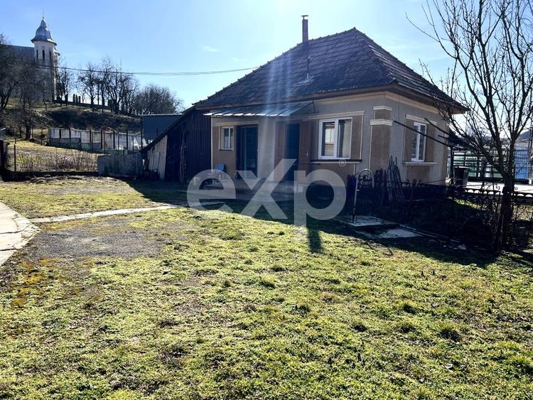 Casă + anexe gospodărești - 1400 mp teren - 0% COMISION - 4