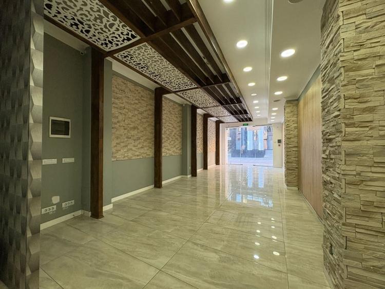 Spatiu Comercial, S+P+E+M, 240 mp, Ultracentral - 3