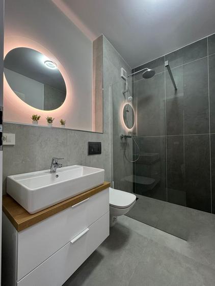 Apartament cu 3 camere decomandat în Tipografilor