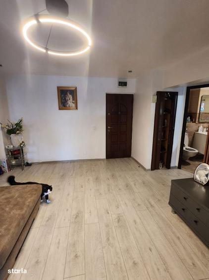 Etaj 1 Ultracentral 2 camere transformat in 3 camere Comision 0% - 2