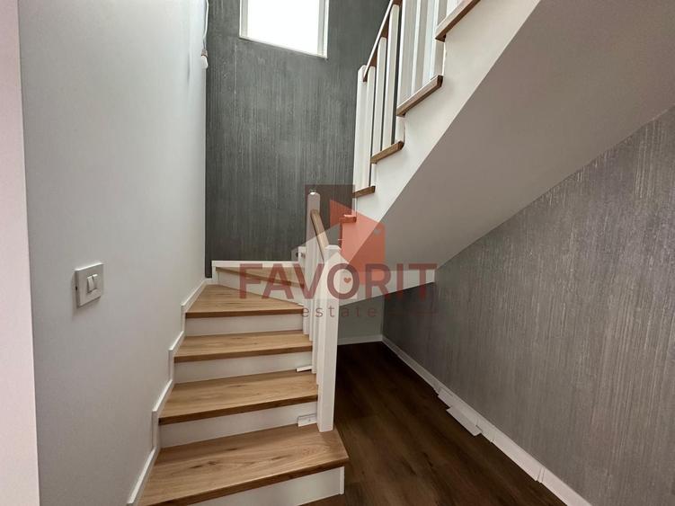 Duplex cu 4 camere cu Canalizare în Săcălaz