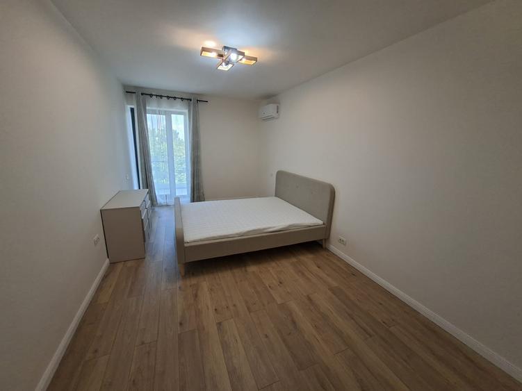 Apartament cu 3 camere decomandat în Sat Vacanță