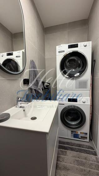 Apartament cu 3 camere decomandat, mobilat în Florești