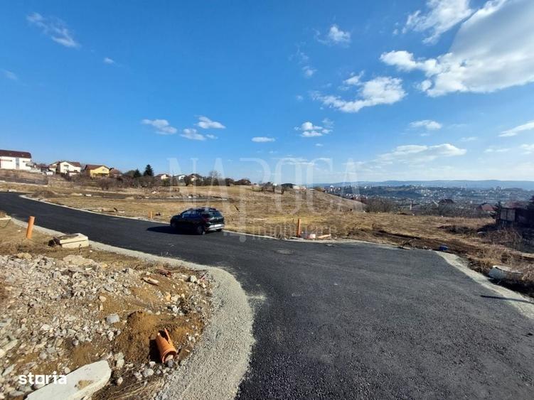 Teren intravilan pentru constructii de vanzare in Dambul Rotund - 1