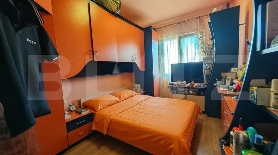 Apartament cu 3 camere decomandat, mobilat în Nufărul