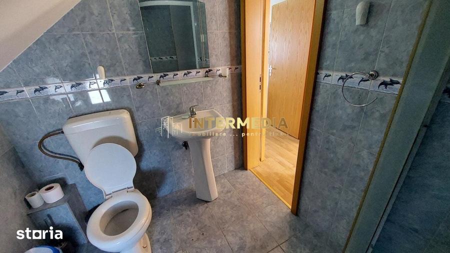 Apartament cu 3 camere decomandat în Ciupercenii Noi