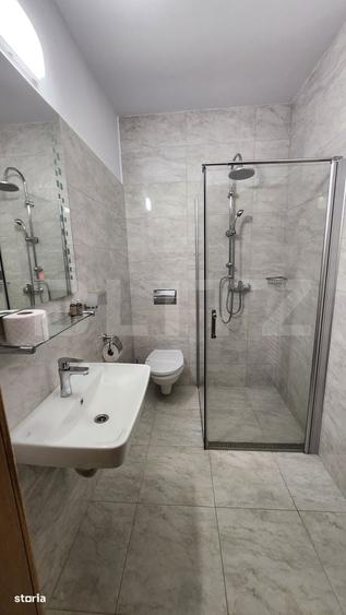 Spațiu comercial, de 500 mp, în Ultracentral