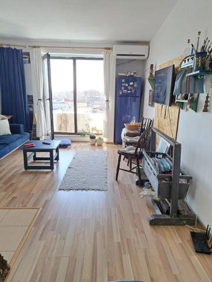 Apartament cu 2 camere în Jiului