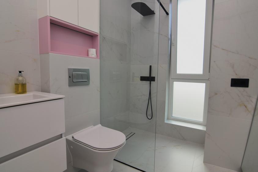Apartament cu 2 camere semidecomandat în Tătărași