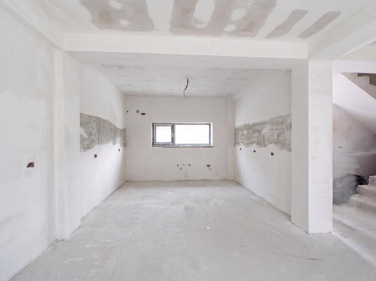 Duplex cu 5 camere cu Canalizare în Kamsas