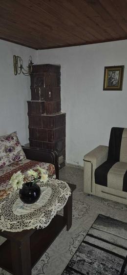 Casă cu 3 camere în Comana
