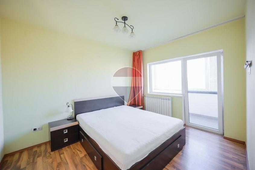 Apartament cu 3 camere decomandat în Rogerius
