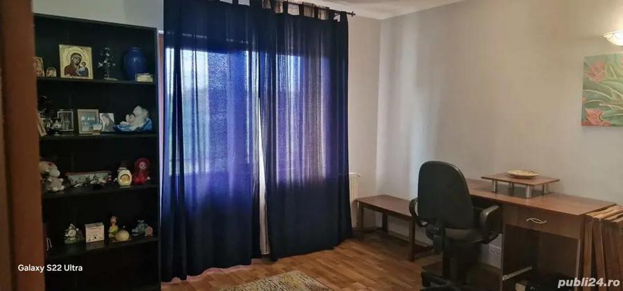 Casă cu 6 camere cu Teren 431 Mp în Aradului