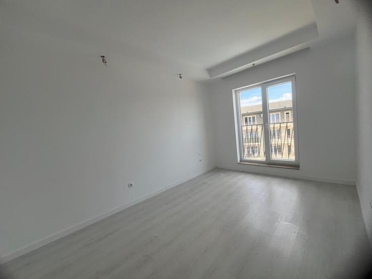 Apartament cu 2 camere semidecomandat în Ștefăneștii de Jos
