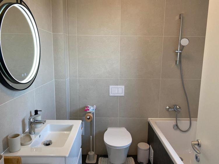 Casă cu 4 camere cu Canalizare în Voluntari