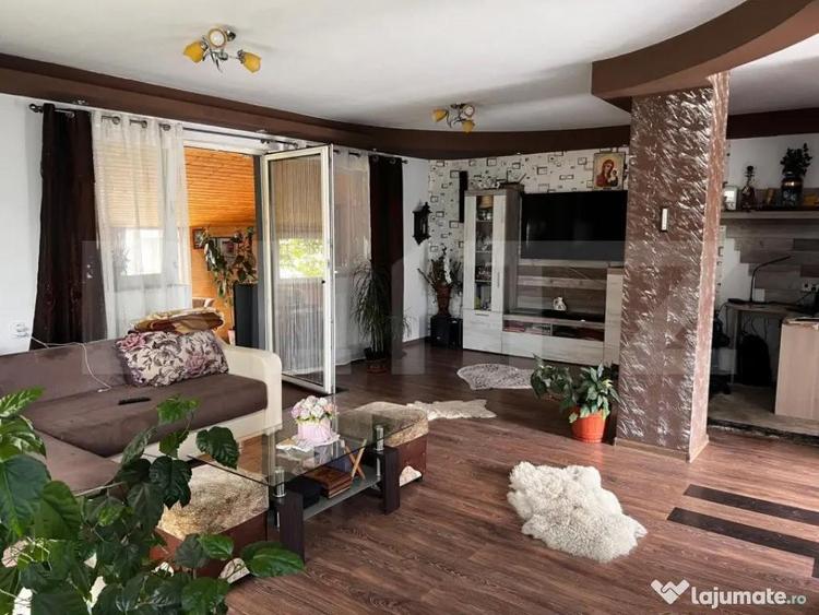 Casă cu 4 camere cu Teren 500 Mp în Central