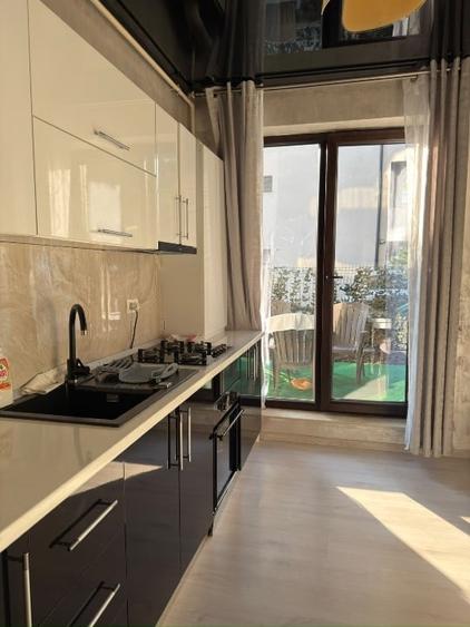 Apartament cu 2 camere semidecomandat, mobilat în Nord-Vest