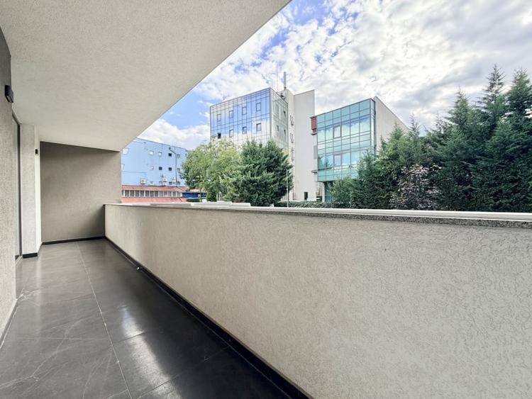 Apartament cu 2 camere semidecomandat, mobilat în Gheorgheni