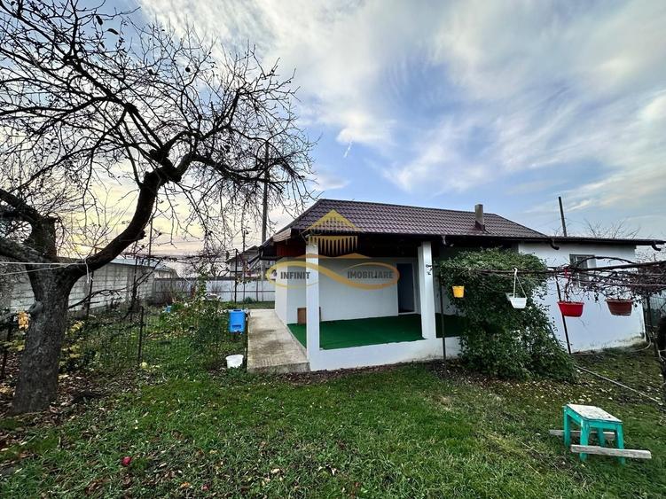 Casă individuală cu 4 camere cu Canalizare în Onișcani