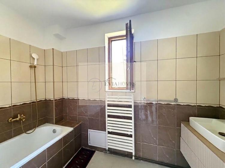 Apartament cu 3 camere semidecomandat, mobilat în Andrei Mureșanu