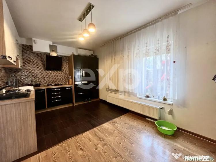 Casă cu 7 camere cu Teren 520 Mp în Corbeanca