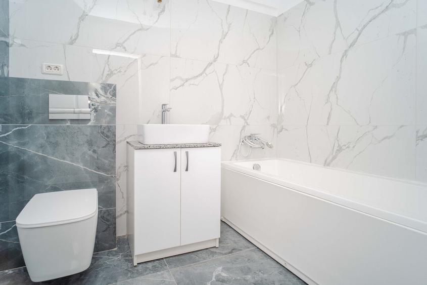 Apartament cu 2 camere decomandat în Nicolina