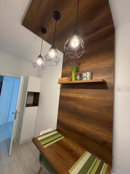 Apartament cu 2 camere decomandat în Fundeni