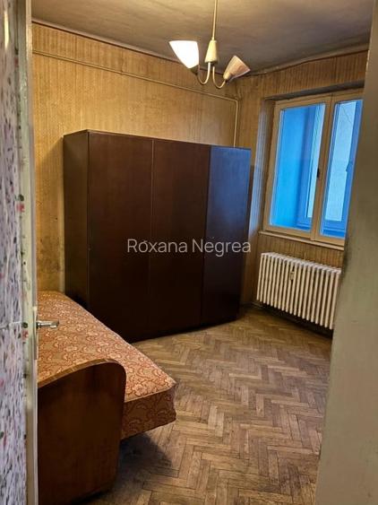 Apartament cu 4 camere,2 bai zona Parcul Mare