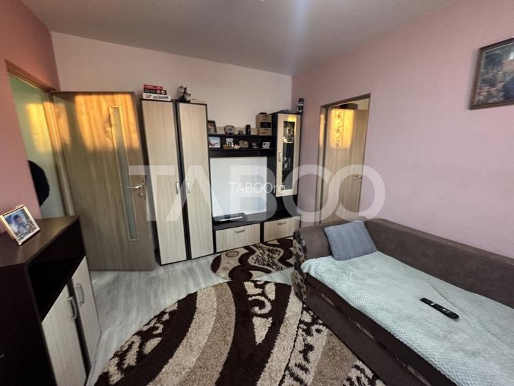 Apartament cu 2 camere semidecomandat, mobilat în Est Apartament cu 2 camere semidecomandat, mobilat în Est