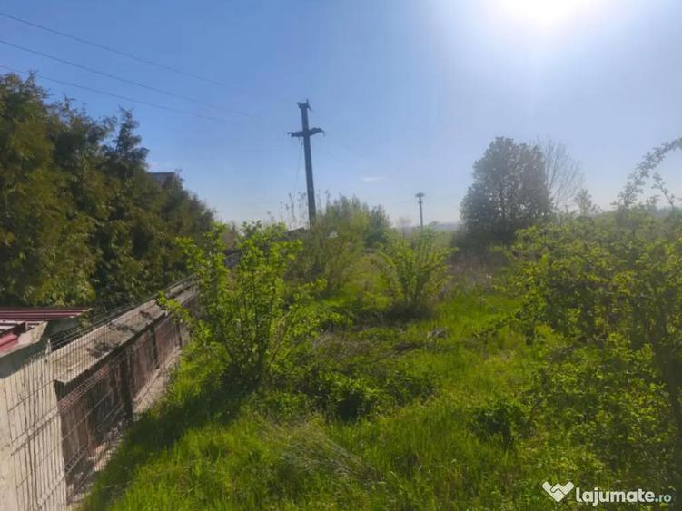 Teren intravilan, 2500mp, front 20ml, Radauti - 3