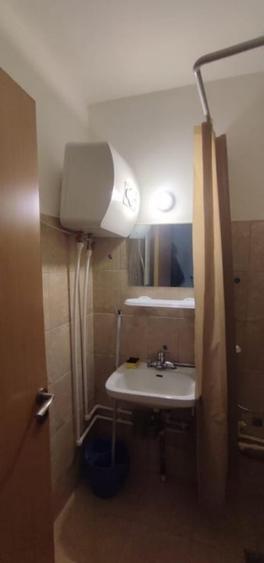 Garsonieră , Podui Ros, et 6 - 5