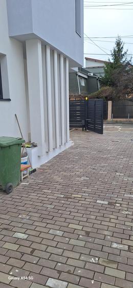 VILA NOUA, Brancoveanu, Alunisului,  extravaganta, senzationala, garaj, comis. 0 - 19