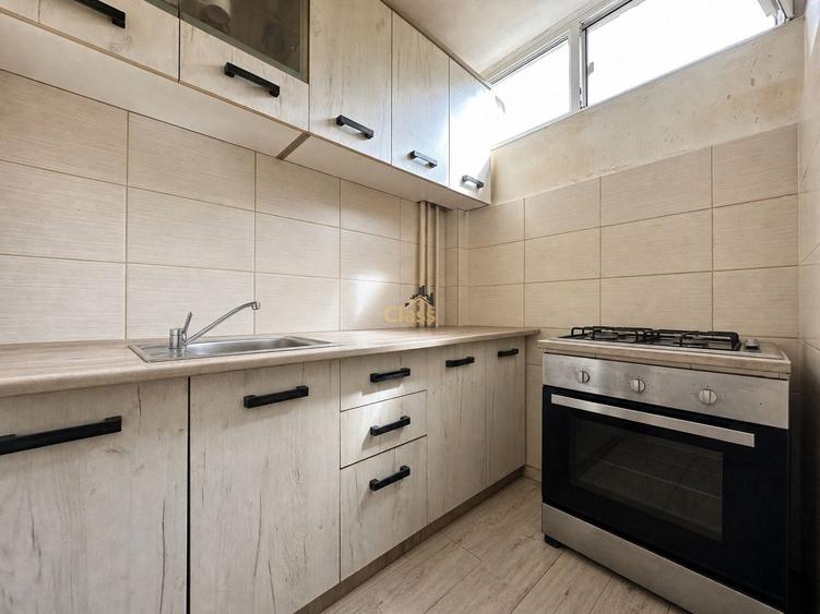Garsoniera | etaj intermediar | 28 mpu+4 mp balcon | Parang Manastur - 2