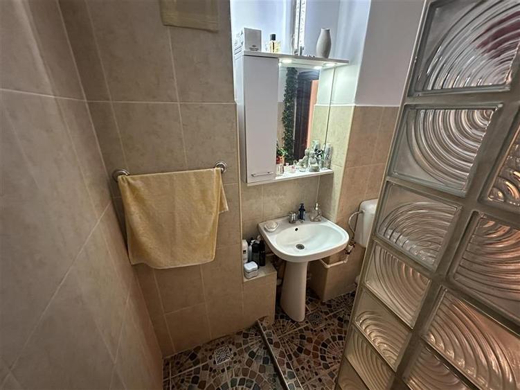 Garsoniera, zona Dacia - Decebal - 9