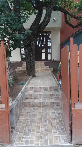 Vila 4 camere, P+1E+2R, zona Banu Manta - 1