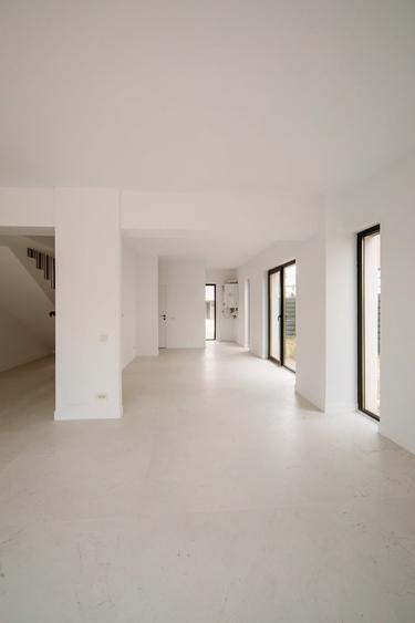 Oportunitate//Ultima Vila de 4 camere// Corbeanca// Piscina// Loc joaca - 28