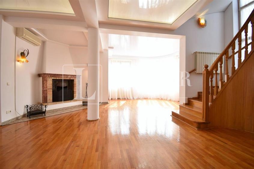 Vila individuala cu piscina - 9