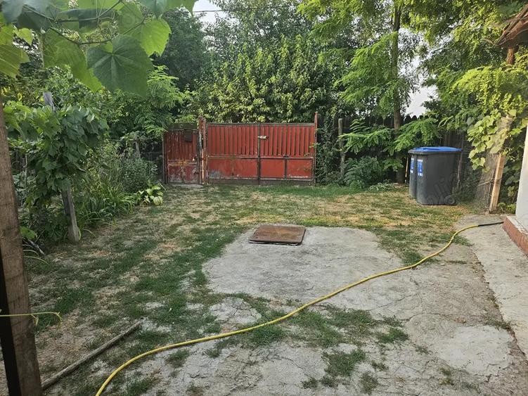 Casa de vanzare + teren ieftina - 1