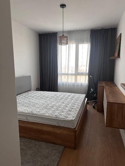 Închiriez apartament 2 camere - 6