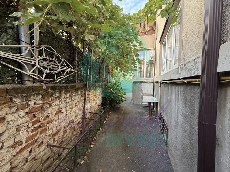 Apartament in vila - la 3 minute de metrou - 12