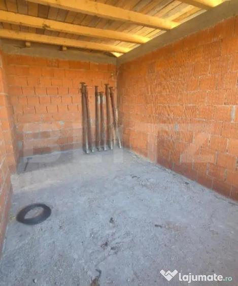 Casa la rosu de vanzare, 4 camere, 145,31 mp, 715 mp teren, - 4