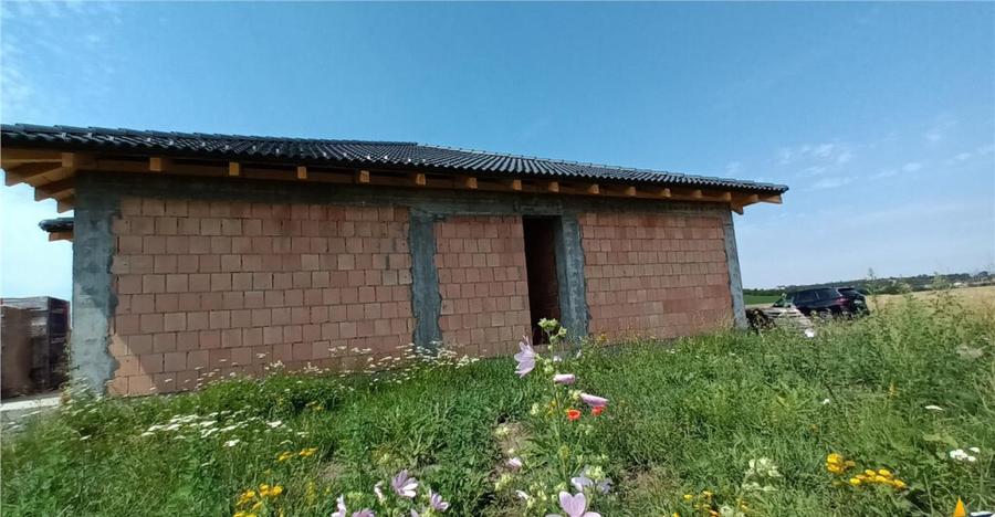 Casa la 15 minute de Brasov, DJ 112A, la rosu sau finalizata - 10