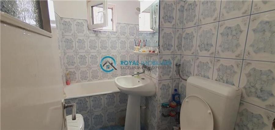 Royal Imobiliare - Vanzare apartament 2 camere zona Vest - 13