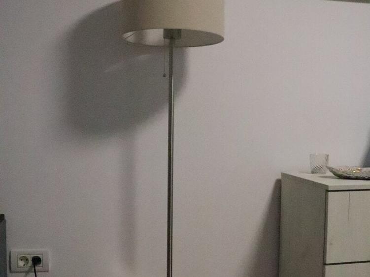 Theodor Pallady/piata Trapezului,1 minut metrou - 12